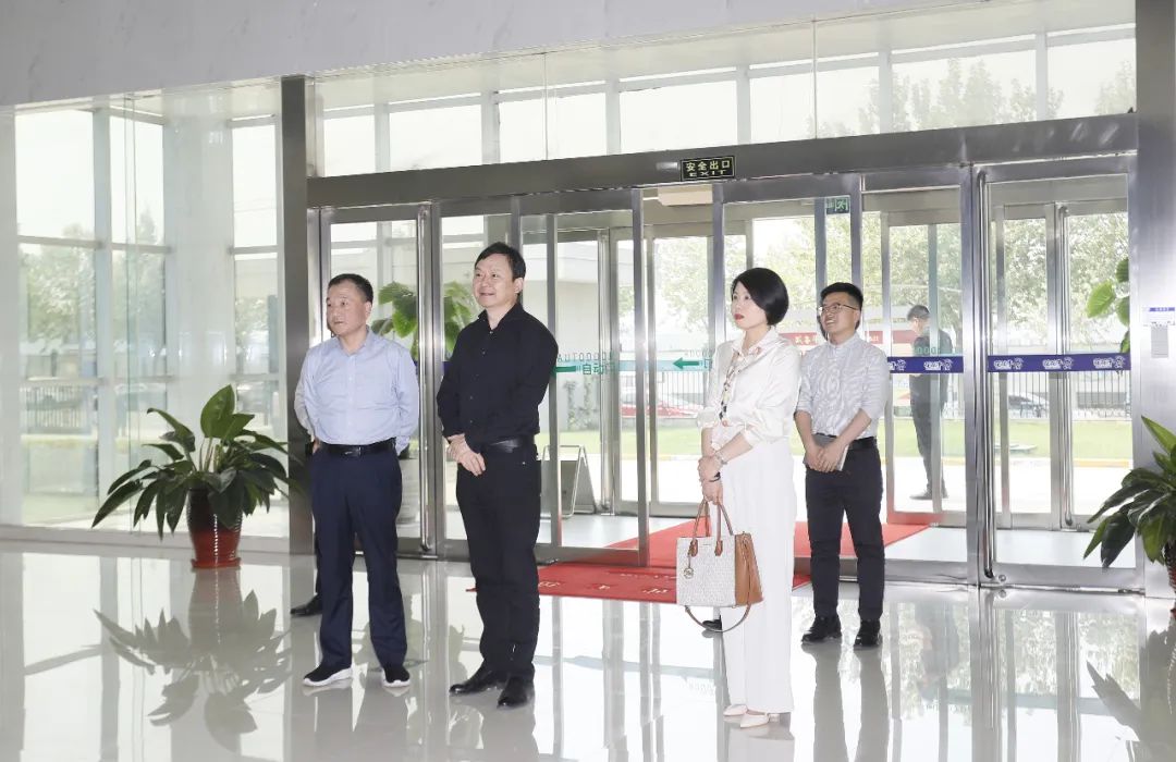 花花牛丨北京家音順達(dá)蒞臨花花牛乳業(yè)集團參觀訪談