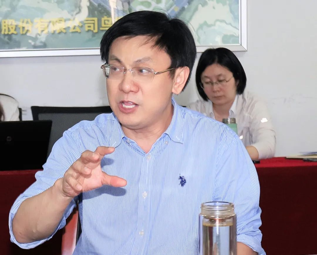 花花牛乳業(yè)集團(tuán)召開(kāi)10月份營(yíng)銷(xiāo)工作會(huì)議 花花牛乳業(yè)集團(tuán)召開(kāi)10月份營(yíng)銷(xiāo)工作會(huì)議