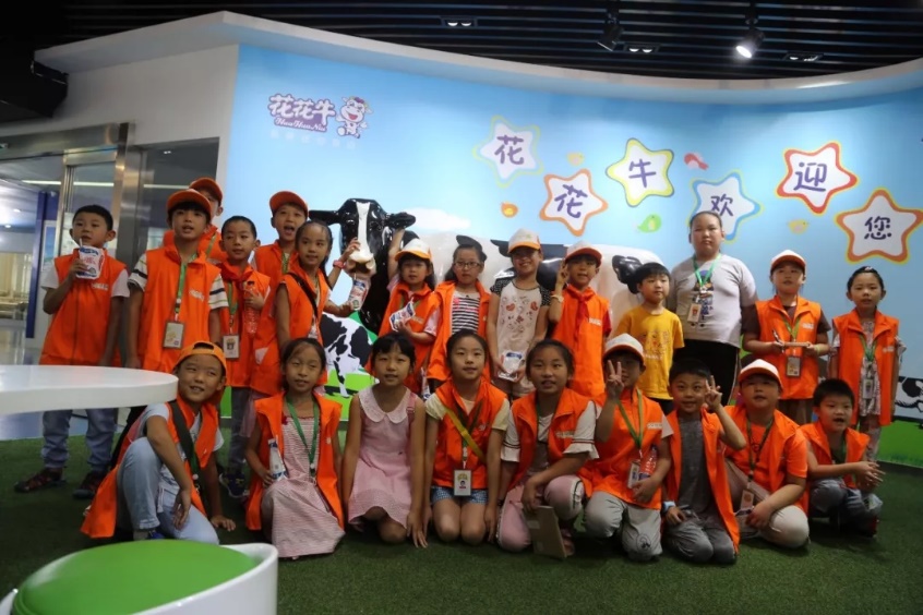 花花牛落實(shí)食品安全企業(yè)主體責(zé)任 積極踐行振興中國(guó)奶業(yè)